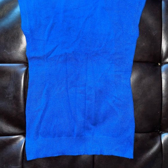 Zara cut off sleeve sweater - Picture 2 of 3